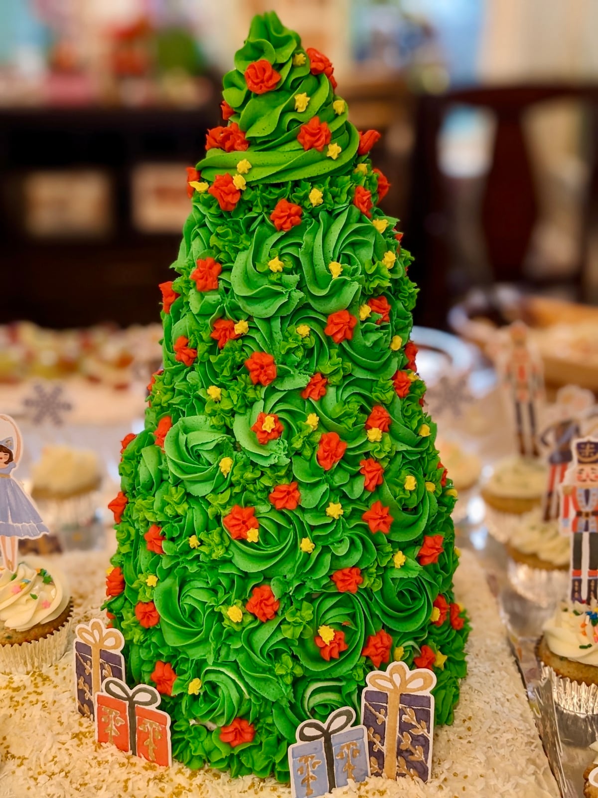 Christmas tree cake