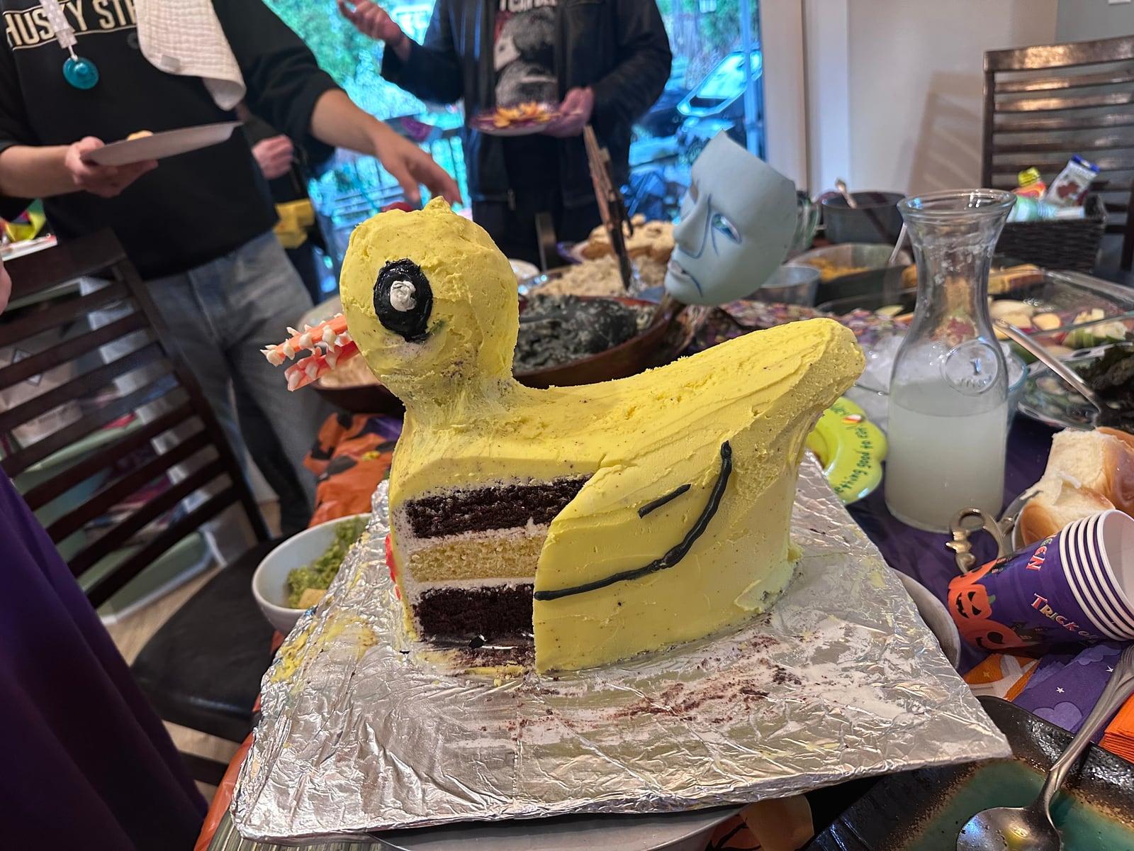 Halloween duck cake, cut open