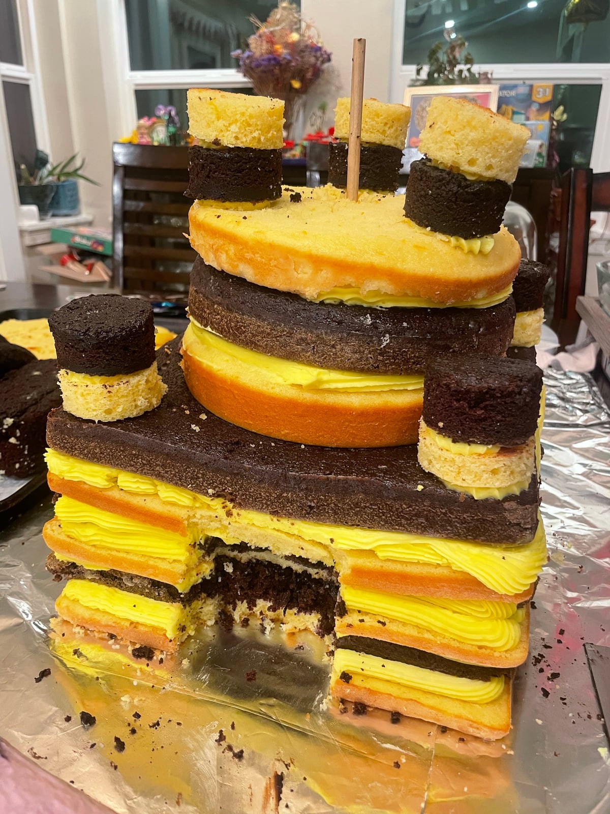 Stacking a castle cake