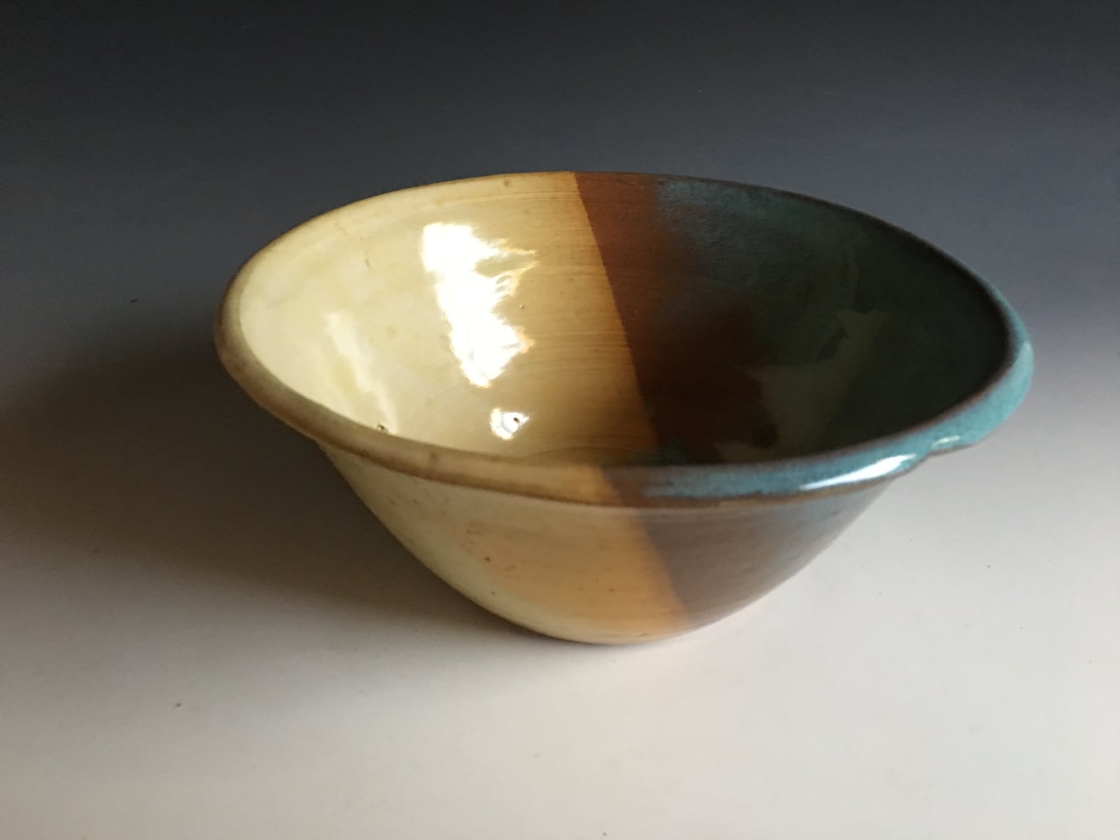 Two-tone glazed bowl