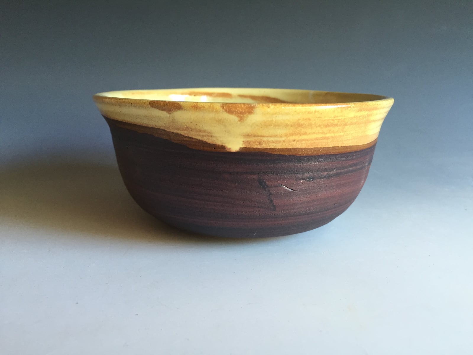 Honey-rim bowl
