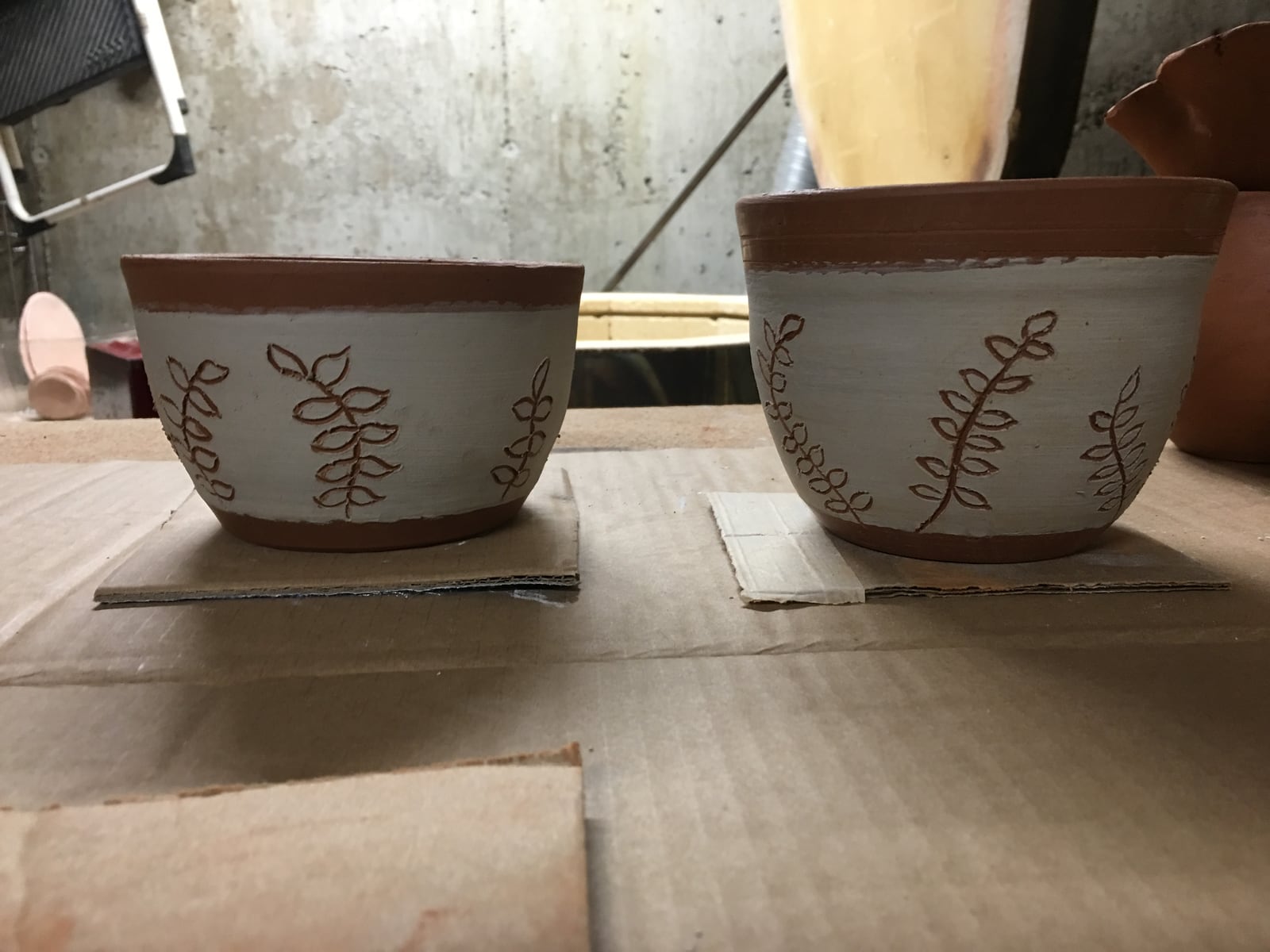 Carved leaf bowls