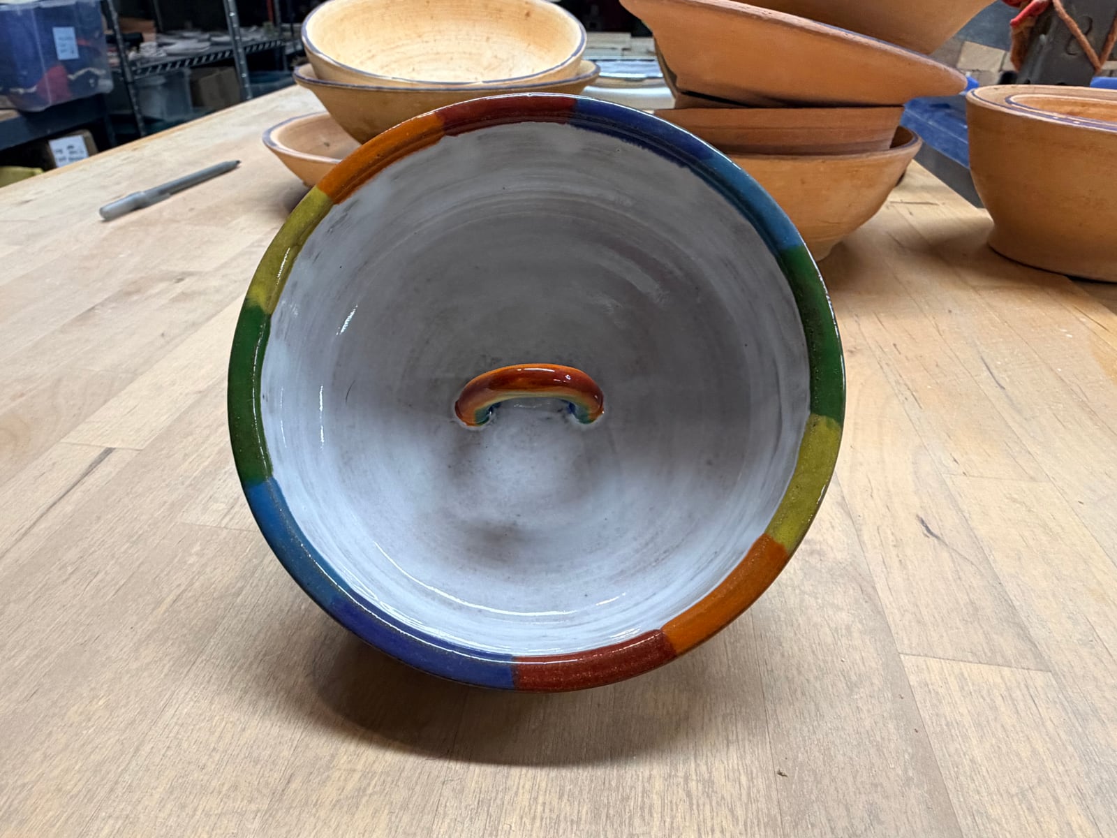 Rainbow-rim bowl