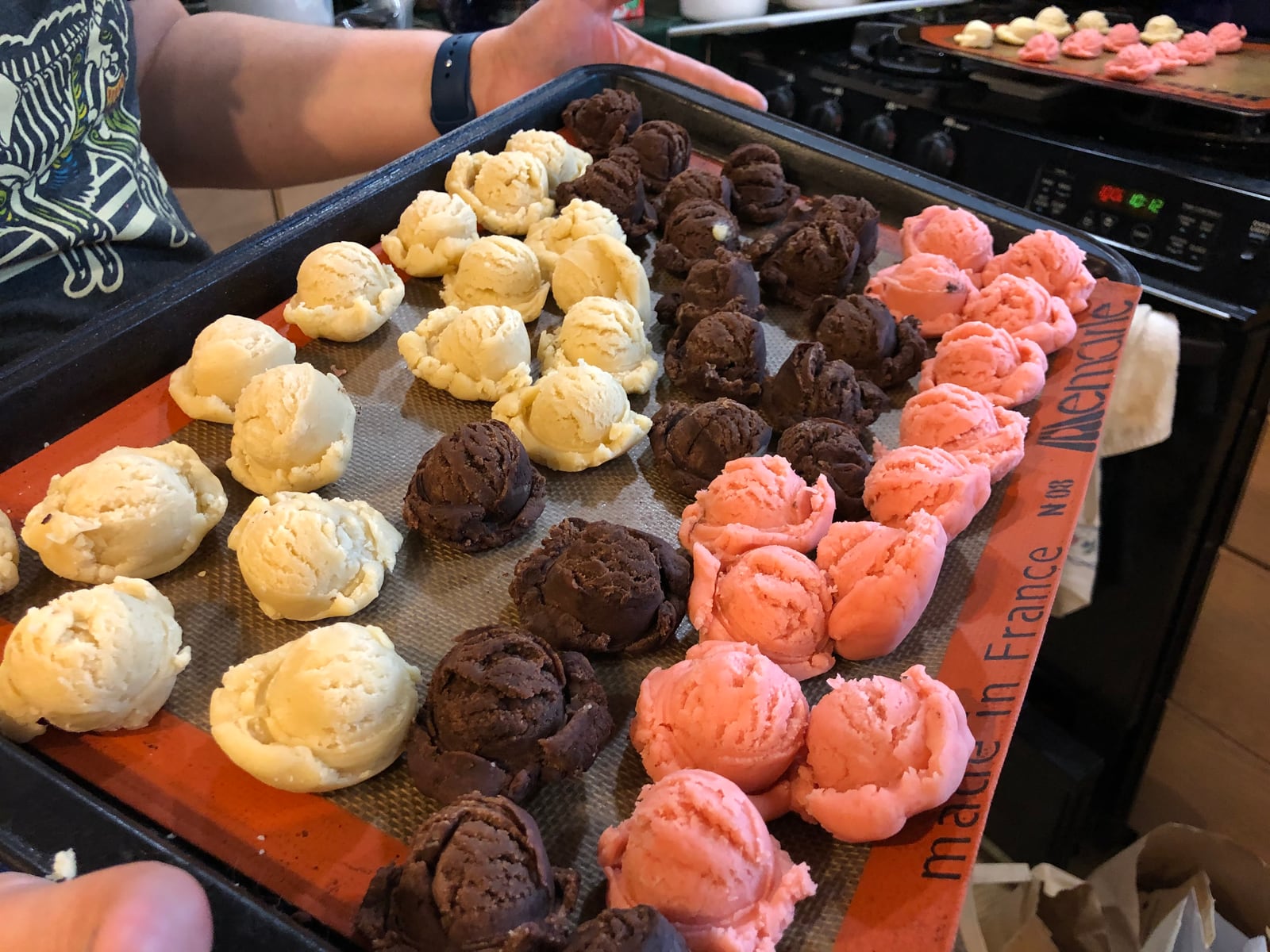 Ice cream cookies, ready to bake